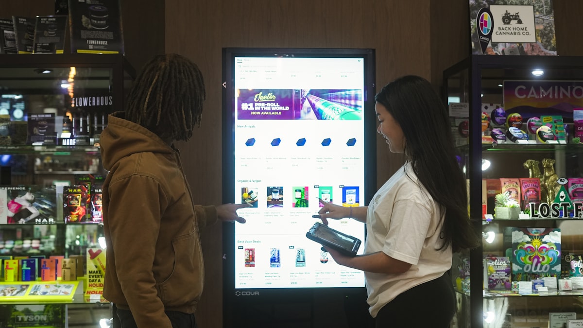 Digitales Display im öffentlichen Raum
